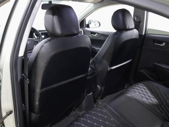 Hyundai Solaris II с пробегом 2018 года, цена 1 570 000 рублей, 96221 км, седан, Автокод Объявления
