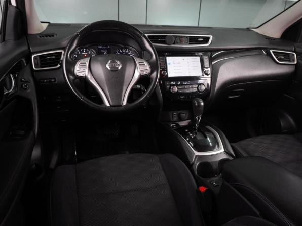 Nissan Qashqai II с пробегом 2018 года, цена 1 765 000 рублей, 141150 км, внедорожник, Автокод Объявления
