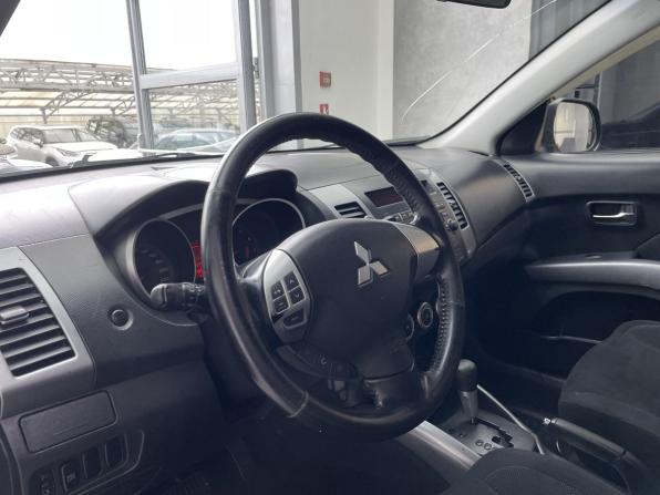 Mitsubishi Outlander II с пробегом 2008 года, цена 1 100 000 рублей, 240000 км, внедорожник, Автокод Объявления