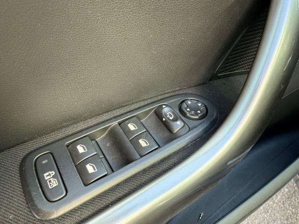 Peugeot 308 I Рестайлинг с пробегом 2012 года, цена 465 000 рублей, 189700 км, хэтчбек, Автокод Объявления