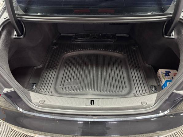 Audi A8 III (D4) Рестайлинг с пробегом 2015 года, цена 2 480 000 рублей, 176033 км, седан, Автокод Объявления