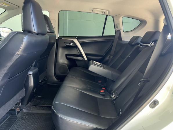 Toyota RAV4 IV (XA40) Рестайлинг с пробегом 2015 года, цена 2 549 000 рублей, 224833 км, внедорожник, Автокод Объявления