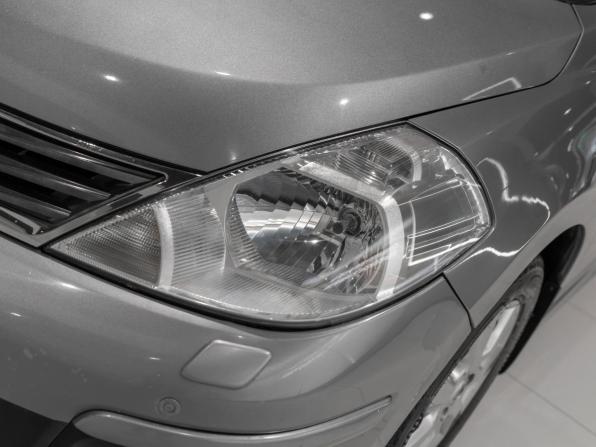 Nissan Tiida I Рестайлинг с пробегом 2011 года, цена 750 000 рублей, 181679 км, хэтчбек, Автокод Объявления