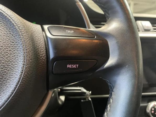 Kia Rio IV Рестайлинг с пробегом 2021 года, цена 1 689 000 рублей, 42142 км, хэтчбек, Автокод Объявления
