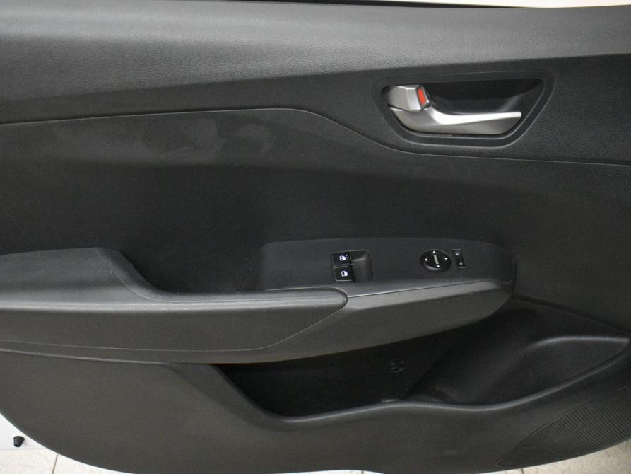 Hyundai Solaris II Мончегорск  - изображение 9