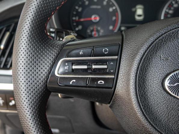Kia Stinger I с пробегом 2018 года, цена 2 150 000 рублей, 180212 км, лифтбек, Автокод Объявления