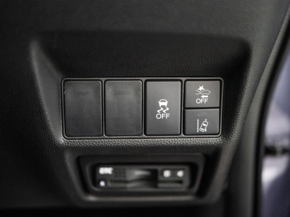 Honda Stepwgn V с пробегом 2016 года, цена 1 750 500 рублей, 151105 км, минивэн, Автокод Объявления