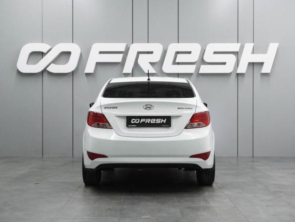 Hyundai Solaris I Рестайлинг с пробегом 2015 года, цена 1 125 000 рублей, 134316 км, седан, Автокод Объявления