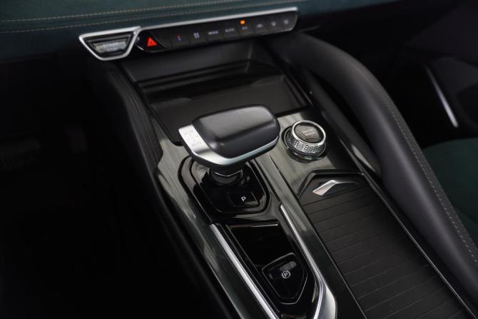 Geely Monjaro I с пробегом 2024 года, цена 3 737 000 рублей, 22500 км, внедорожник, Автокод Объявления
