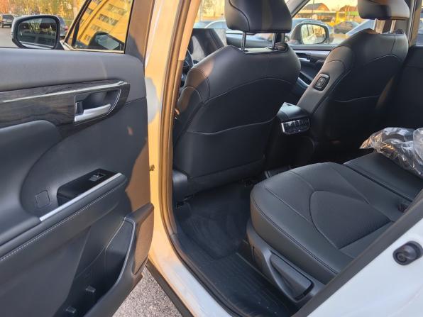Toyota Highlander IV (XU70) с пробегом 2026 года, цена 5 430 000 рублей, 5 км, внедорожник, Автокод Объявления