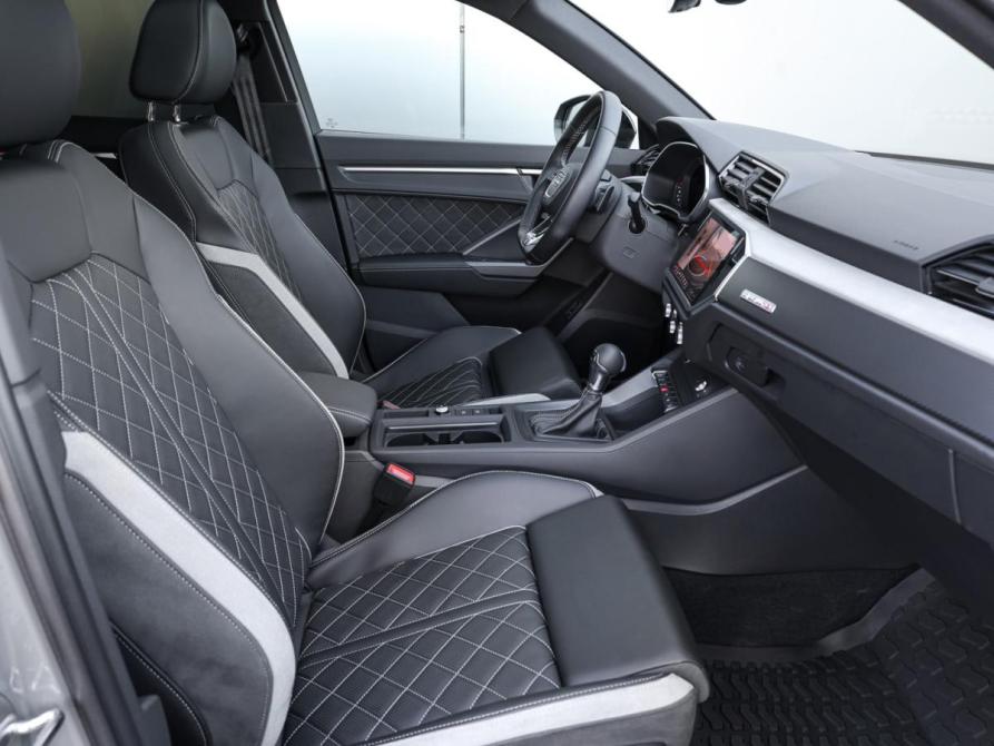 Audi Q3 II (F3) Москва  - изображение 10