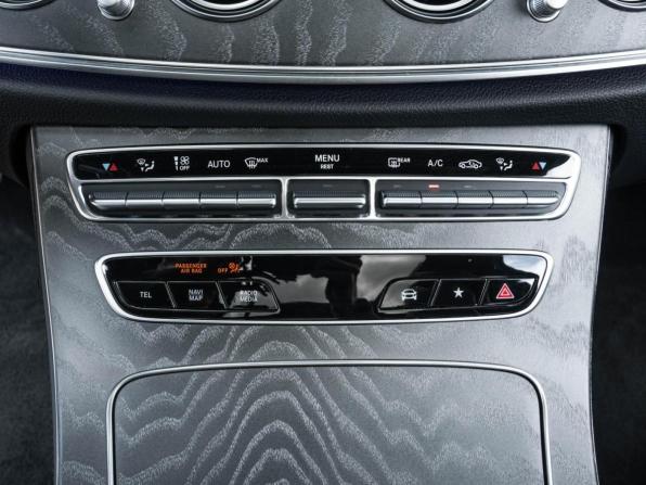 Mercedes-Benz E-Класс AMG V (W213) Рестайлинг с пробегом 2023 года, цена 9 350 000 рублей, 29904 км, седан, Автокод Объявления