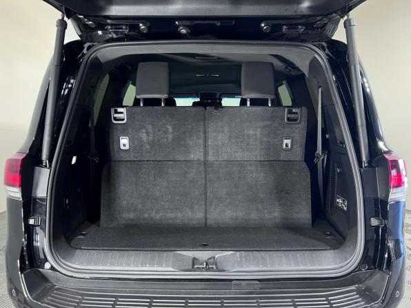 Toyota Land Cruiser 300 Series с пробегом 2023 года, цена 8 599 000 рублей, 141938 км, внедорожник, Автокод Объявления