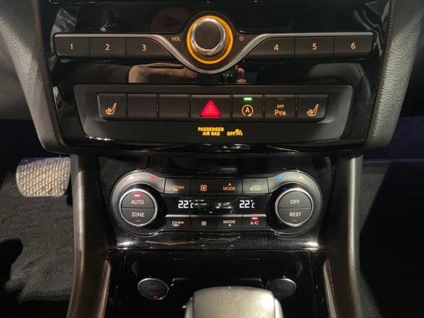 Infiniti Q30 с пробегом 2017 года, цена 2 580 000 рублей, 46964 км, хэтчбек, Автокод Объявления