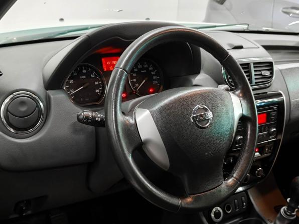 Nissan Terrano III (D10) с пробегом 2015 года, цена 1 018 100 рублей, 131599 км, внедорожник, Автокод Объявления