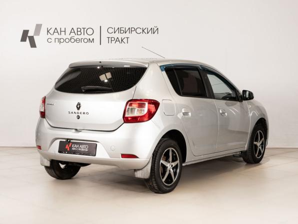 Renault Sandero II с пробегом 2017 года, цена 850 100 рублей, 72239 км, хэтчбек, Автокод Объявления