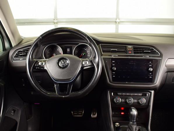 Volkswagen Tiguan II с пробегом 2018 года, цена 2 175 995 рублей, 190597 км, внедорожник, Автокод Объявления