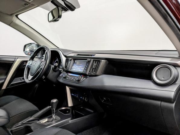 Toyota RAV4 IV (XA40) Рестайлинг с пробегом 2018 года, цена 2 315 000 рублей, 87452 км, внедорожник, Автокод Объявления