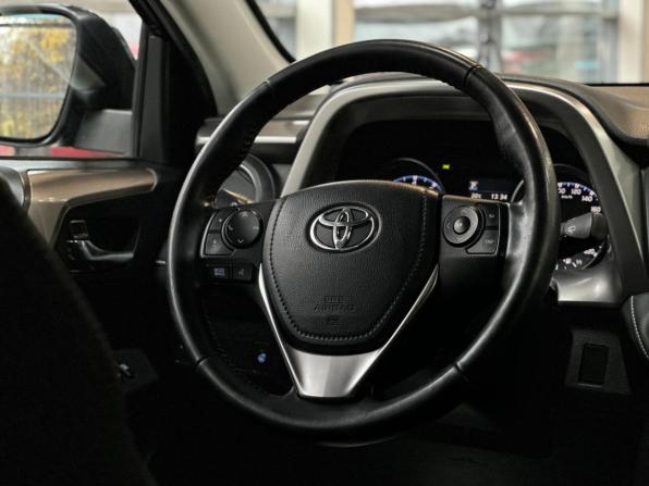 Toyota RAV4 IV (XA40) Рестайлинг с пробегом 2018 года, цена 1 920 000 рублей, 183596 км, внедорожник, Автокод Объявления