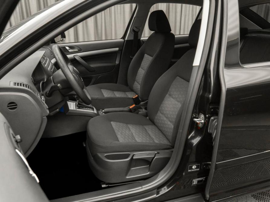 Skoda Octavia II (A5) Рестайлинг Москва  - изображение 8