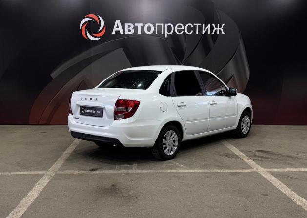 Lada (ВАЗ) Granta I Рестайлинг с пробегом 2021 года, цена 770 000 рублей, 65162 км, седан, Автокод Объявления