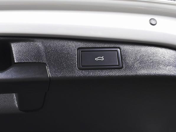 Volkswagen Tiguan III (China Market) с пробегом 2026 года, цена 4 734 995 рублей, 100 км, внедорожник, Автокод Объявления
