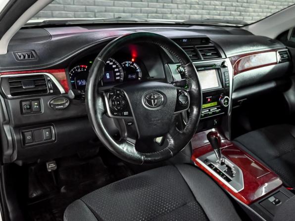 Toyota Camry VII (XV50) с пробегом 2014 года, цена 1 990 000 рублей, 201137 км, седан, Автокод Объявления