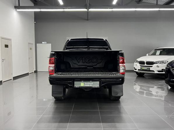 Toyota Hilux VII Рестайлинг с пробегом 2015 года, цена 2 395 000 рублей, 321277 км, offers.body_type.unknown, Автокод Объявления