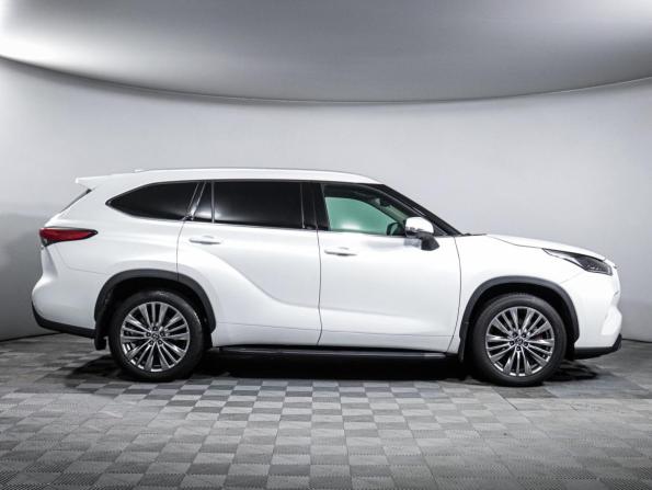 Toyota Highlander IV (XU70) с пробегом 2025 года, цена 4 699 000 рублей, 39336 км, внедорожник, Автокод Объявления
