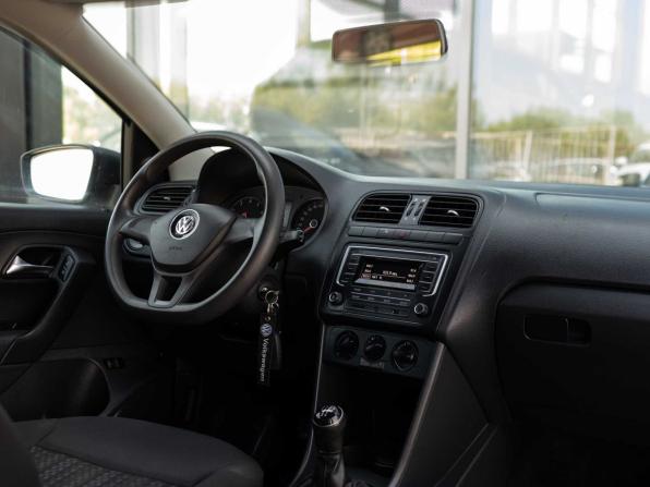 Volkswagen Polo V Рестайлинг с пробегом 2019 года, цена 840 000 рублей, 158857 км, седан, Автокод Объявления