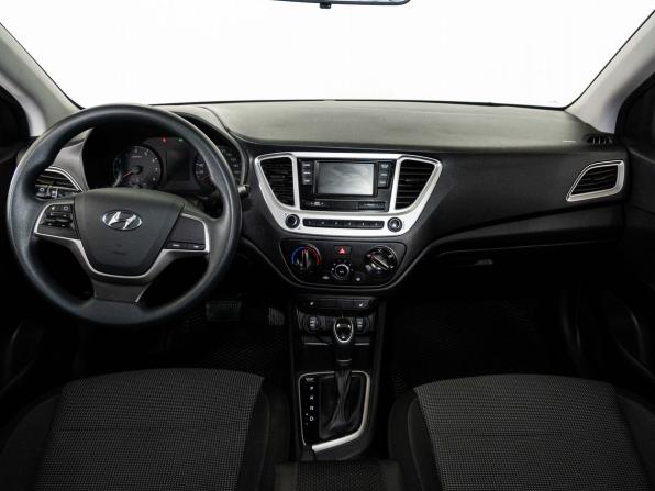 Hyundai Solaris II с пробегом 2019 года, цена 1 348 000 рублей, 97000 км, седан, Автокод Объявления