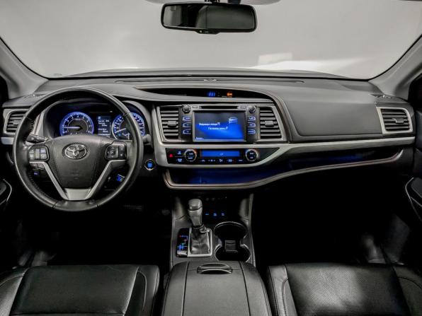 Toyota Highlander III (XU50) Рестайлинг с пробегом 2019 года, цена 3 390 000 рублей, 160971 км, внедорожник, Автокод Объявления