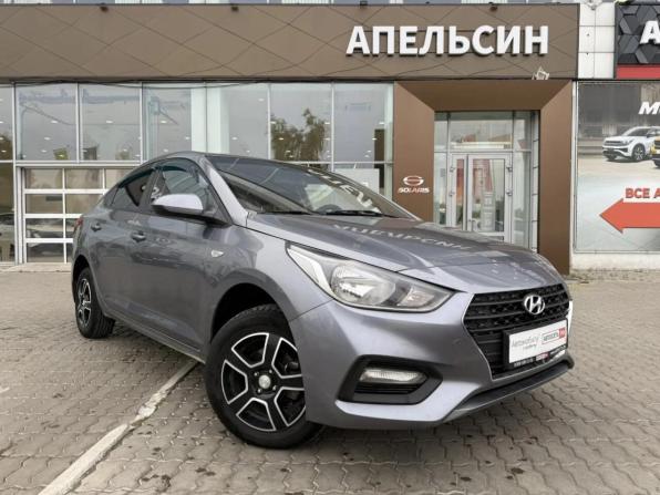 Hyundai Solaris II с пробегом 2018 года, цена 876 530 рублей, 308194 км, седан, Автокод Объявления