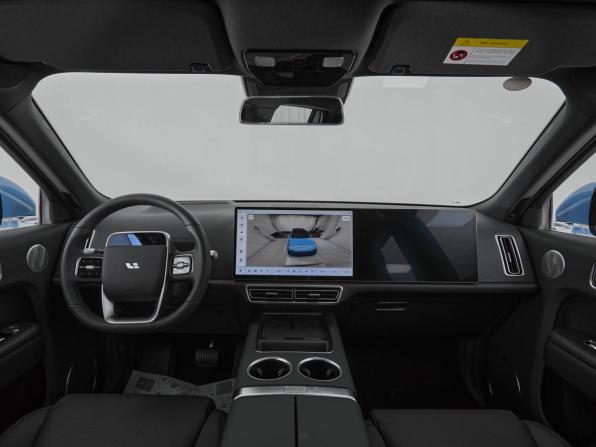 Li Auto (Lixiang) L8 I с пробегом 2024 года, цена 7 700 000 рублей, 10 км, внедорожник, Автокод Объявления