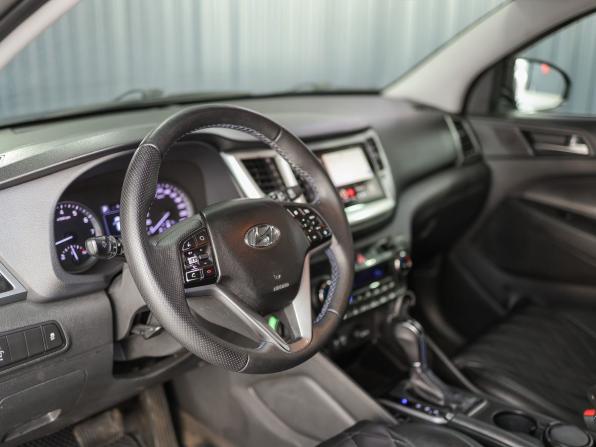 Hyundai Tucson III с пробегом 2017 года, цена 1 719 000 рублей, 156644 км, внедорожник, Автокод Объявления