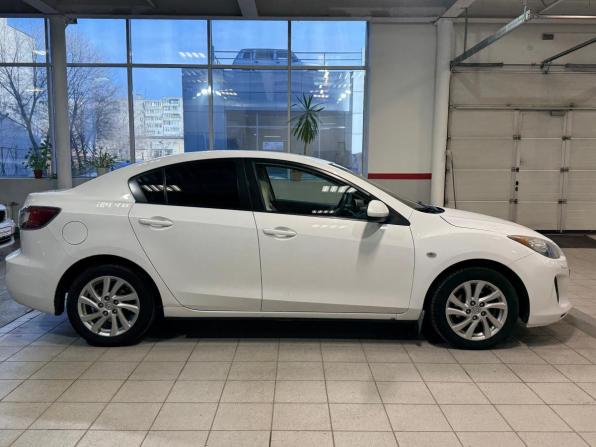 Mazda 3 II (BL) Рестайлинг с пробегом 2012 года, цена 979 000 рублей, 172882 км, седан, Автокод Объявления