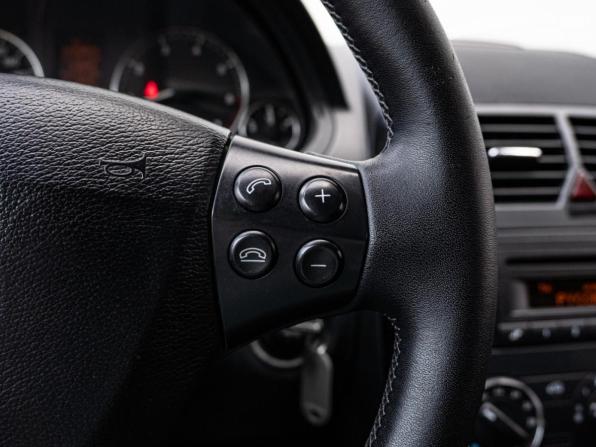 Mercedes-Benz A-Класс II (W169) Рестайлинг с пробегом 2011 года, цена 690 000 рублей, 186534 км, хэтчбек, Автокод Объявления