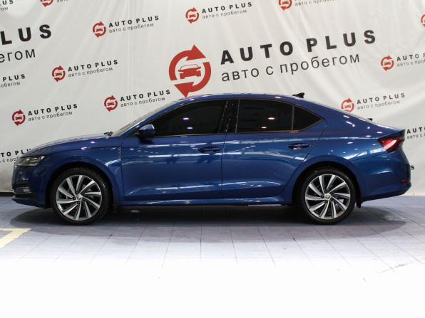 Skoda Octavia IV (A8) с пробегом 2021 года, цена 2 599 000 рублей, 52000 км, лифтбек, Автокод Объявления