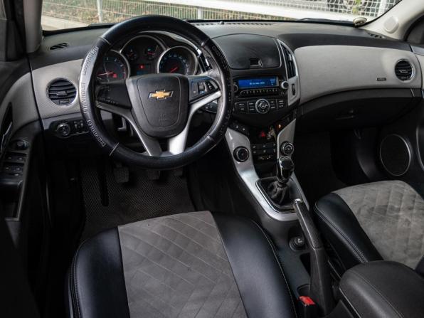 Chevrolet Cruze I Рестайлинг с пробегом 2013 года, цена 650 000 рублей, 219642 км, седан, Автокод Объявления