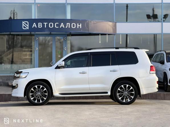 Toyota Land Cruiser 200 Series Рестайлинг 2 с пробегом 2020 года, цена 8 690 000 рублей, 123000 км, внедорожник, Автокод Объявления