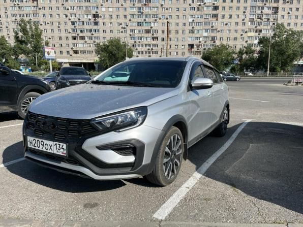 Lada (ВАЗ) Vesta I Рестайлинг (NG) с пробегом 2024 года, цена 1 600 000 рублей, 19901 км, универсал, Автокод Объявления