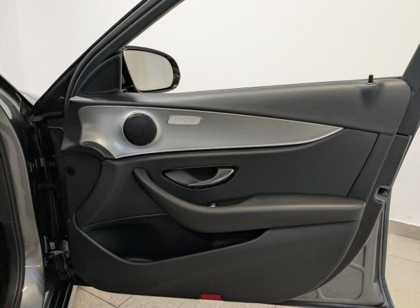 Mercedes-Benz E-Класс V (W213 S213 C238) с пробегом 2018 года, цена 2 850 000 рублей, 103700 км, седан, Автокод Объявления