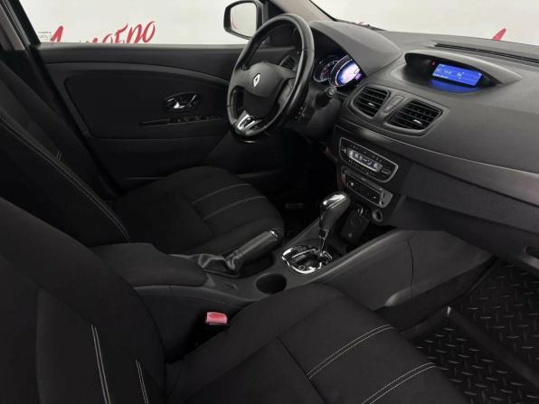 Renault Megane III Рестайлинг с пробегом 2013 года, цена 579 000 рублей, 164366 км, хэтчбек, Автокод Объявления