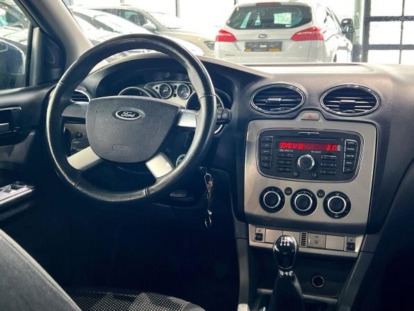 Ford Focus II Рестайлинг с пробегом 2010 года, цена 670 000 рублей, 181000 км, седан, Автокод Объявления