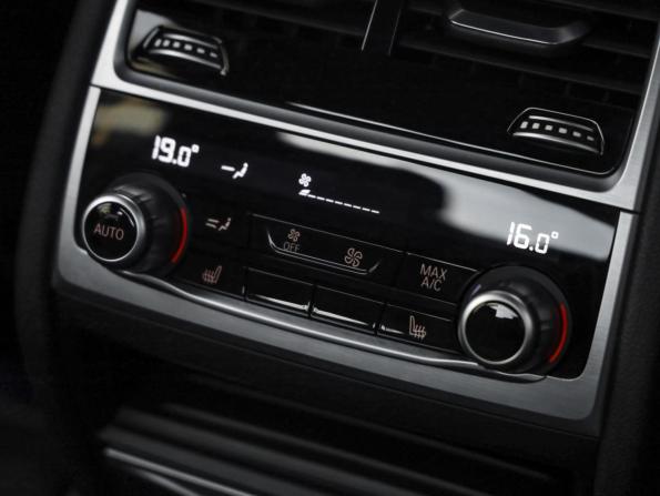 BMW 7 серии VI (G11/G12) Рестайлинг с пробегом 2019 года, цена 5 290 000 рублей, 93275 км, седан, Автокод Объявления