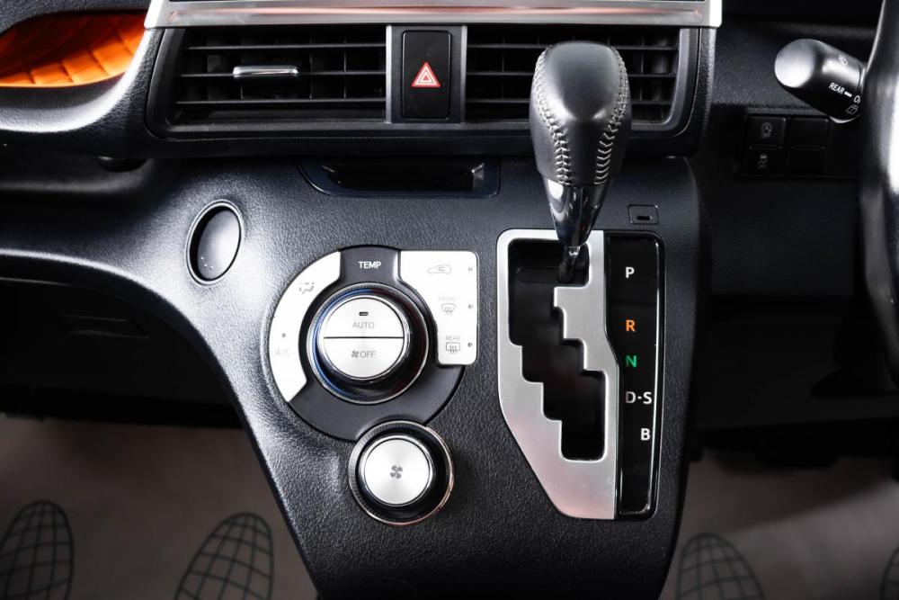 Toyota Sienta II Пермь  - изображение 21
