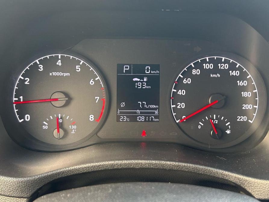 Hyundai Solaris II Санкт-Петербург  - изображение 15