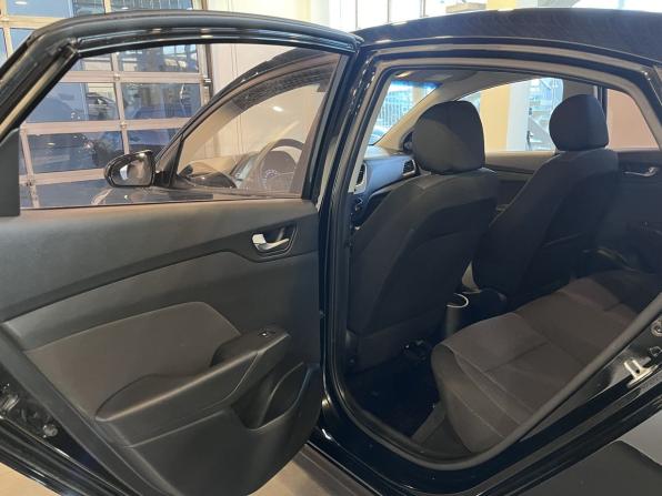 Hyundai Solaris II с пробегом 2019 года, цена 1 265 000 рублей, 141634 км, седан, Автокод Объявления