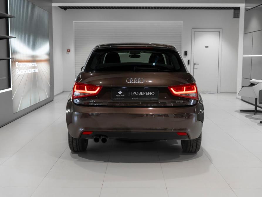 Audi A1 I (8X) Москва  - изображение 6
