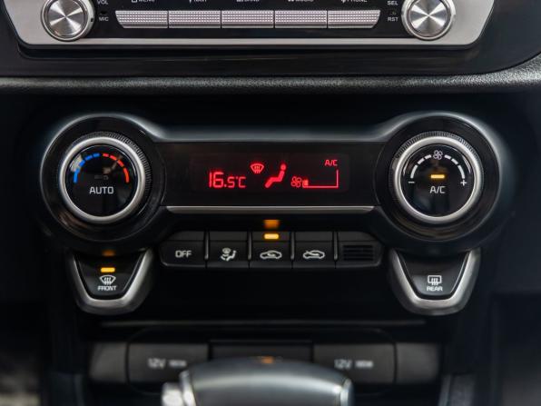 Kia Rio IV Рестайлинг с пробегом 2020 года, цена 1 638 000 рублей, 72019 км, хэтчбек, Автокод Объявления